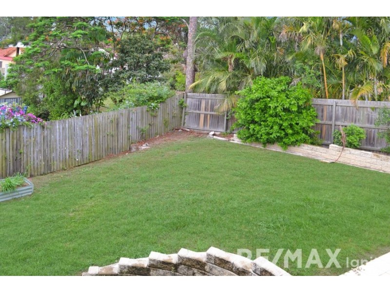 7 SPINNAKER STREET, Jamboree Heights QLD 4074