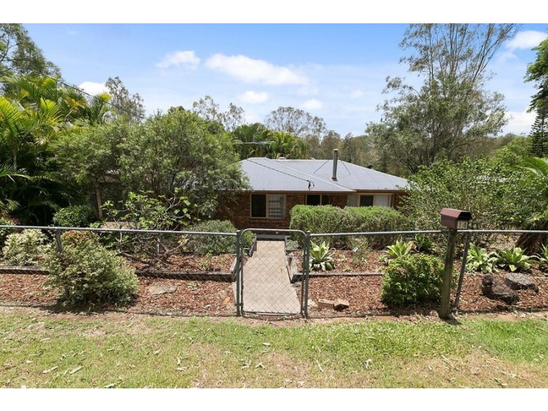 14 Queensborough Parade, Karalee QLD 4306