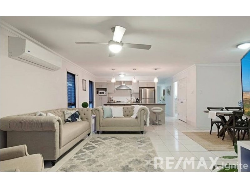 34 Burns Circuit, Augustine Heights QLD 4300
