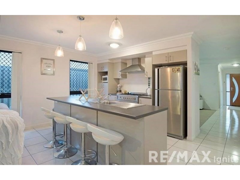 34 Burns Circuit, Augustine Heights QLD 4300