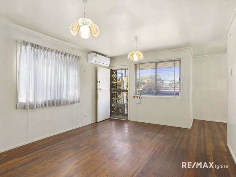 35 Flinders St, Redbank Plains QLD 4301