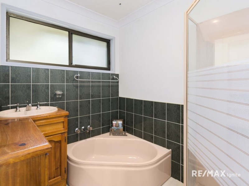 5 Nero Close, Jindalee QLD 4074