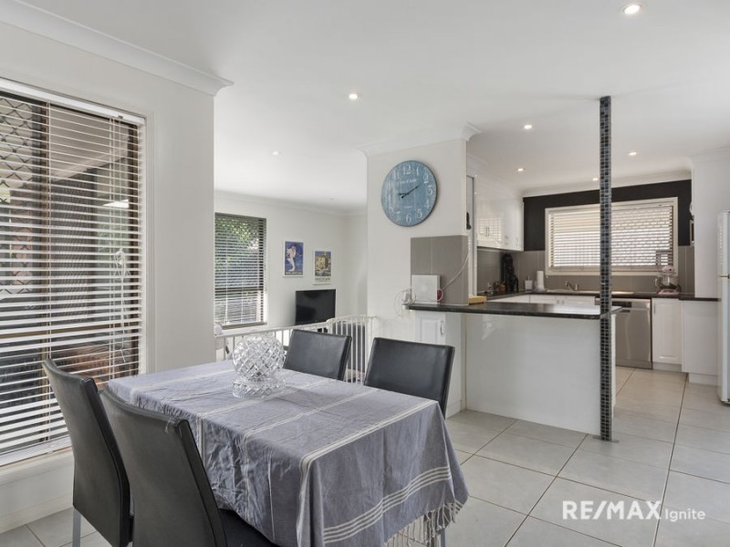 2 Tigris Street, Riverhills QLD 4074