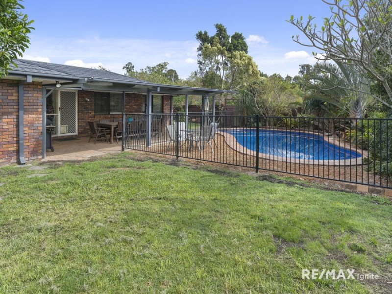 2 Tigris Street, Riverhills QLD 4074