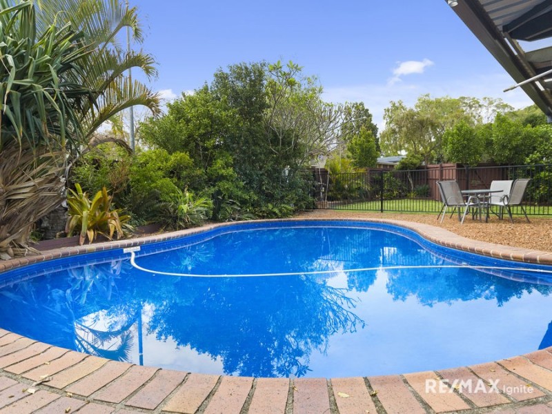 2 Tigris Street, Riverhills QLD 4074