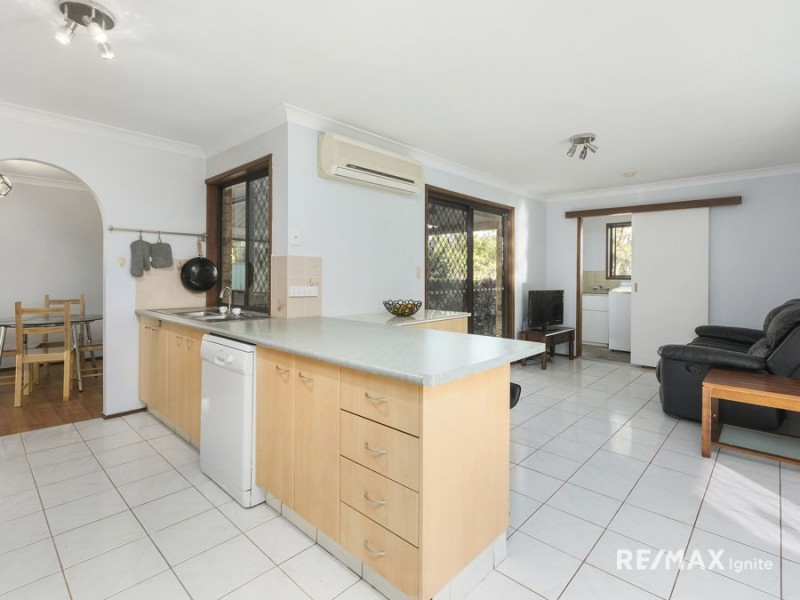 46 Lugano St, Riverhills QLD 4074
