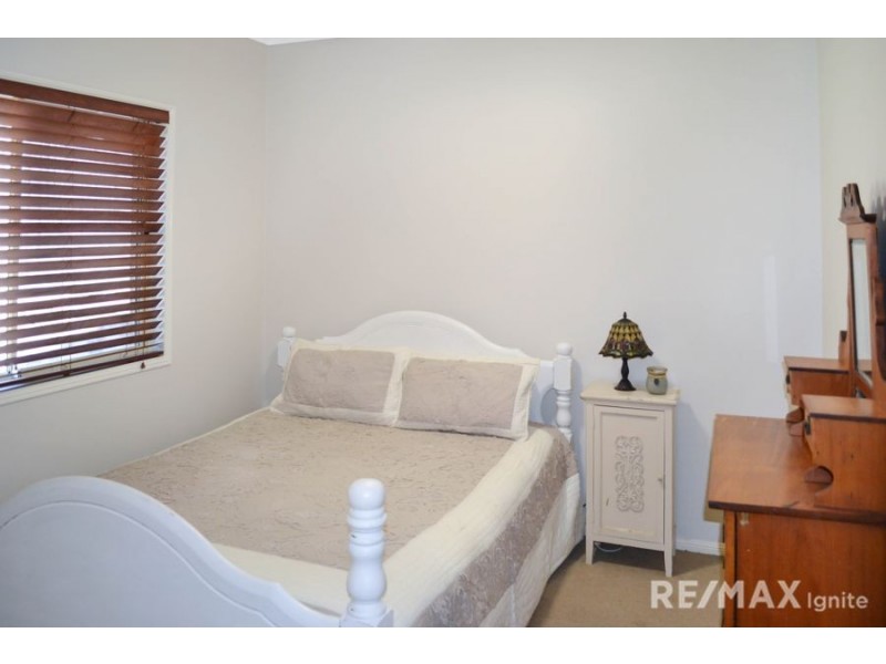 13 Scarlet Place, Forest Lake QLD 4078