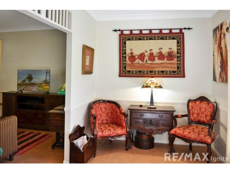 13 Scarlet Place, Forest Lake QLD 4078