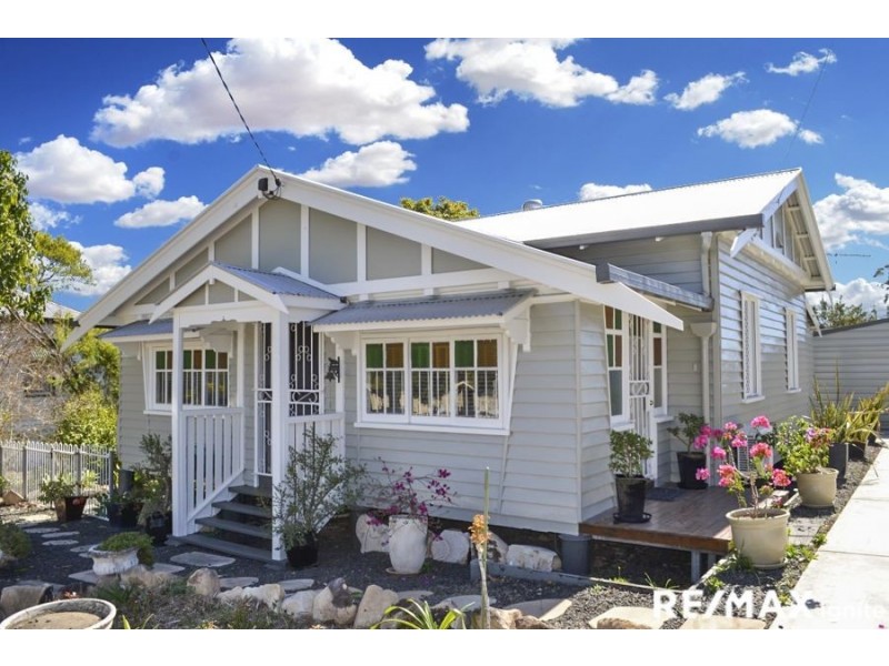 33 Cribb St, Sadliers Crossing QLD 4305