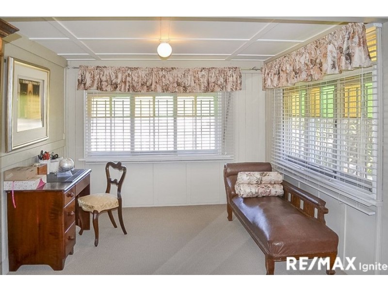 33 Cribb St, Sadliers Crossing QLD 4305