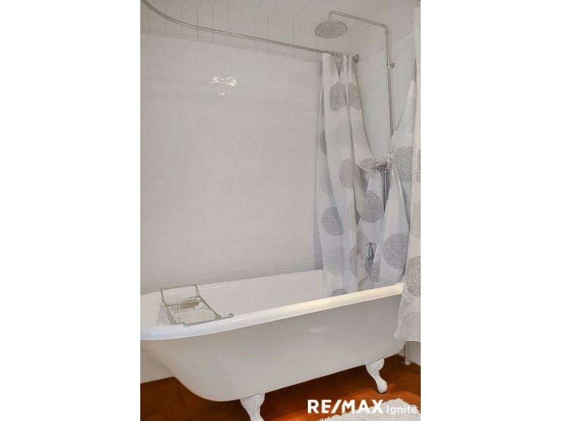 33 Cribb St, Sadliers Crossing QLD 4305