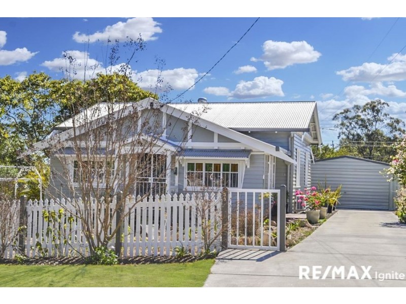 33 Cribb St, Sadliers Crossing QLD 4305