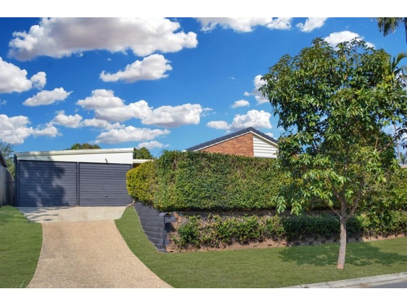 24 Loddon Street, Riverhills QLD 4074