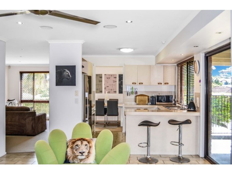 24 Loddon Street, Riverhills QLD 4074