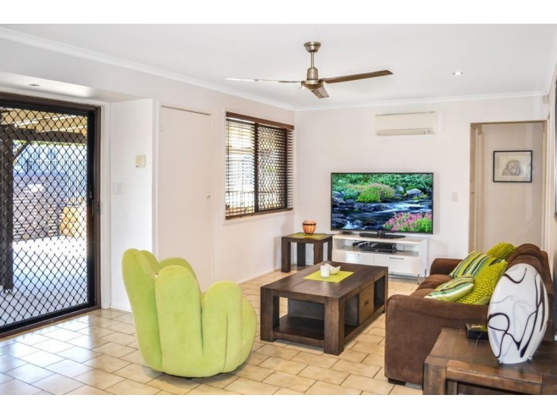 24 Loddon Street, Riverhills QLD 4074