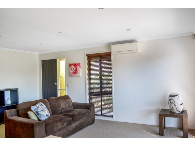 24 Loddon Street, Riverhills QLD 4074