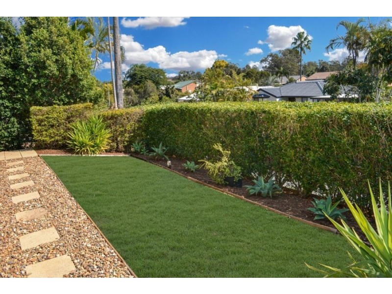 24 Loddon Street, Riverhills QLD 4074