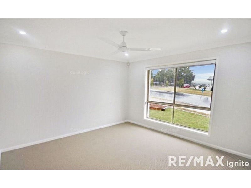 1 Pine Court, Springfield Lakes QLD 4300