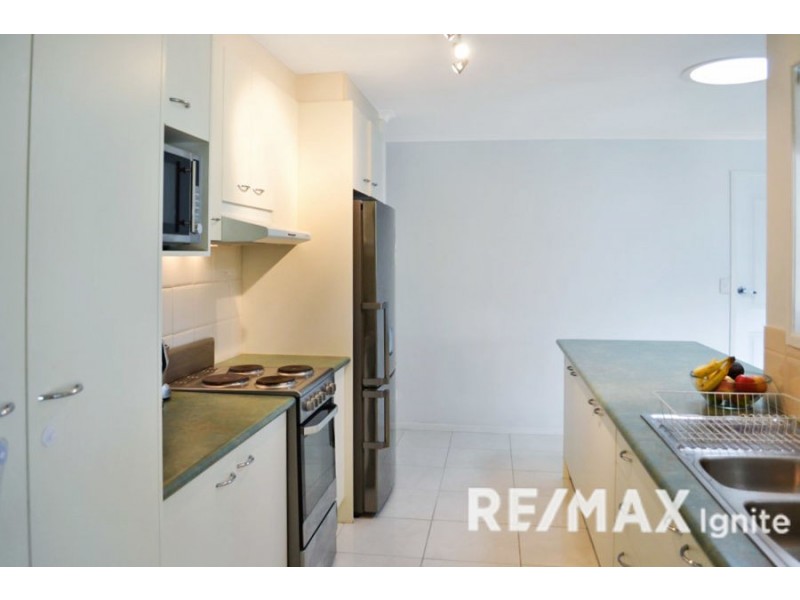 24 Macfarlane, Riverhills QLD 4074