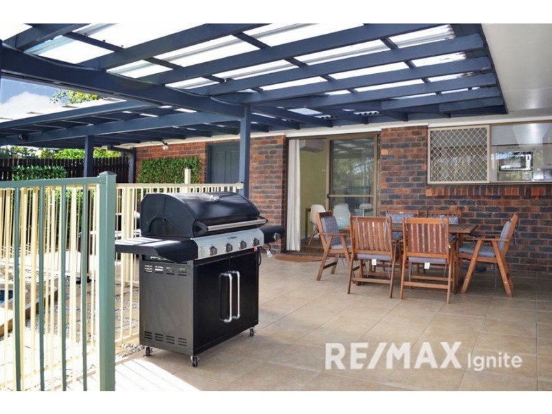 24 Macfarlane, Riverhills QLD 4074
