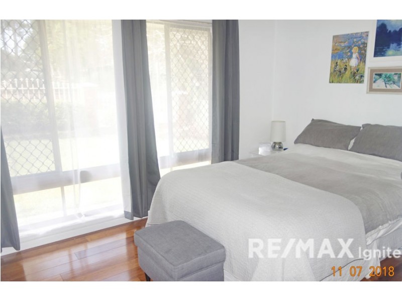 24 Macfarlane, Riverhills QLD 4074