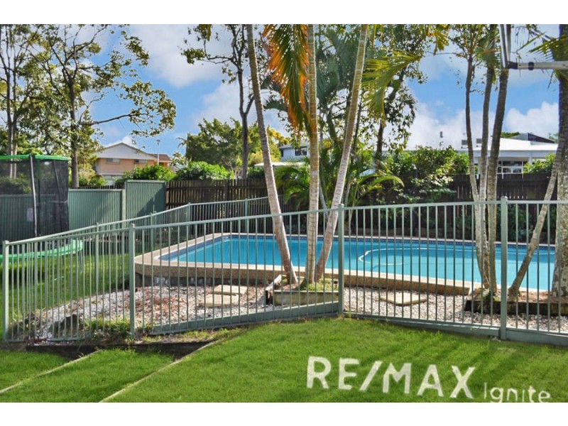 24 Macfarlane, Riverhills QLD 4074