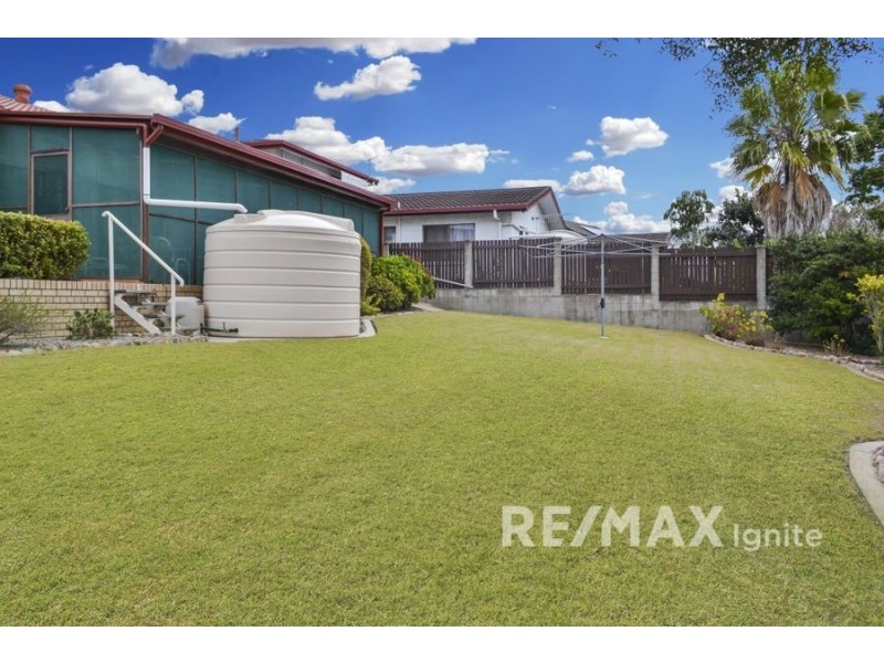 11 Tolaga Street, Westlake QLD 4074