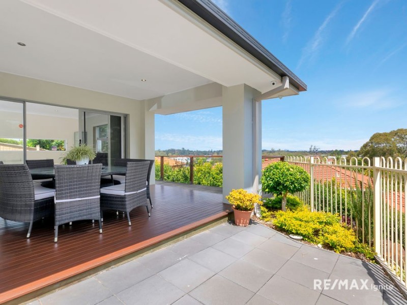 22 Debussy Place, Mount Ommaney QLD 4074