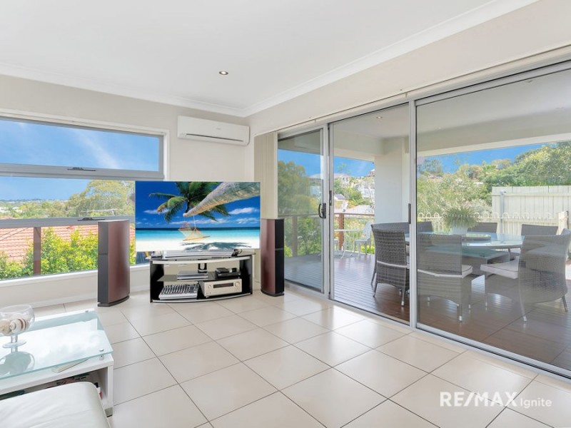 22 Debussy Place, Mount Ommaney QLD 4074