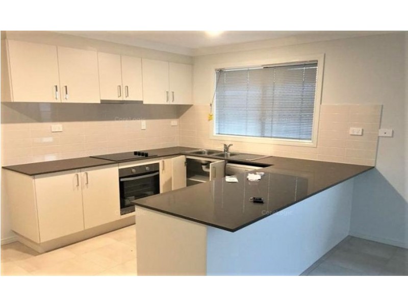 11 Daydream Crescent, Springfield Lakes QLD 4300