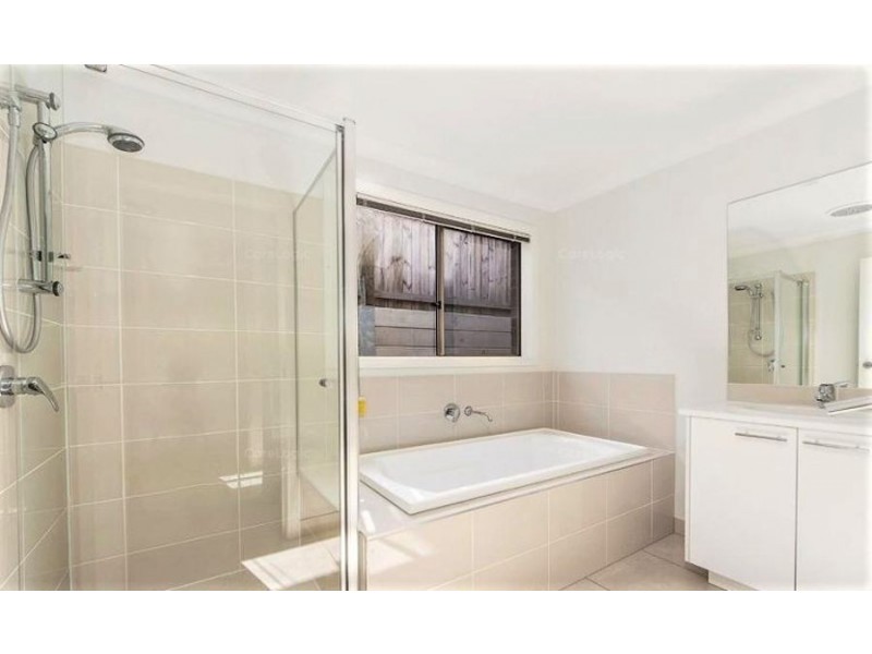 11 Daydream Crescent, Springfield Lakes QLD 4300