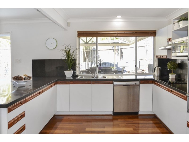 9 Takora Street, Middle Park QLD 4074