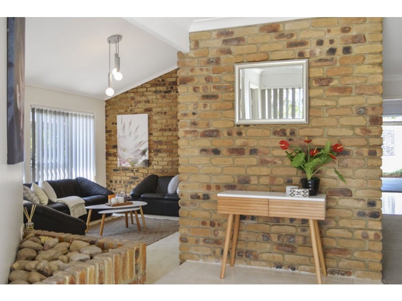 9 Takora Street, Middle Park QLD 4074