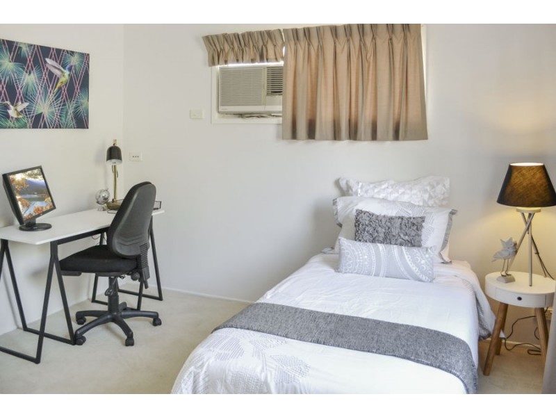 9 Takora Street, Middle Park QLD 4074