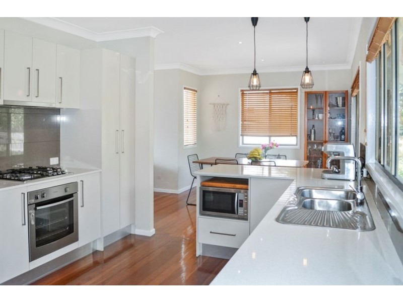 86 Hazelton Street, Riverhills QLD 4074