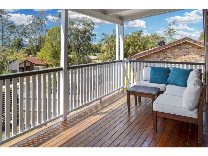 86 Hazelton Street, Riverhills QLD 4074