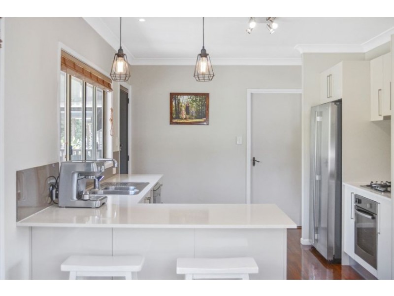 86 Hazelton Street, Riverhills QLD 4074