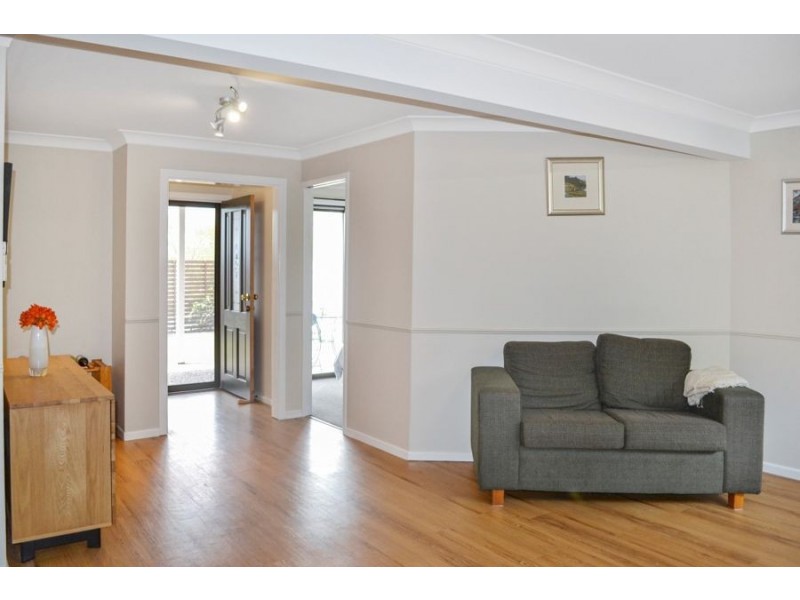 86 Hazelton Street, Riverhills QLD 4074