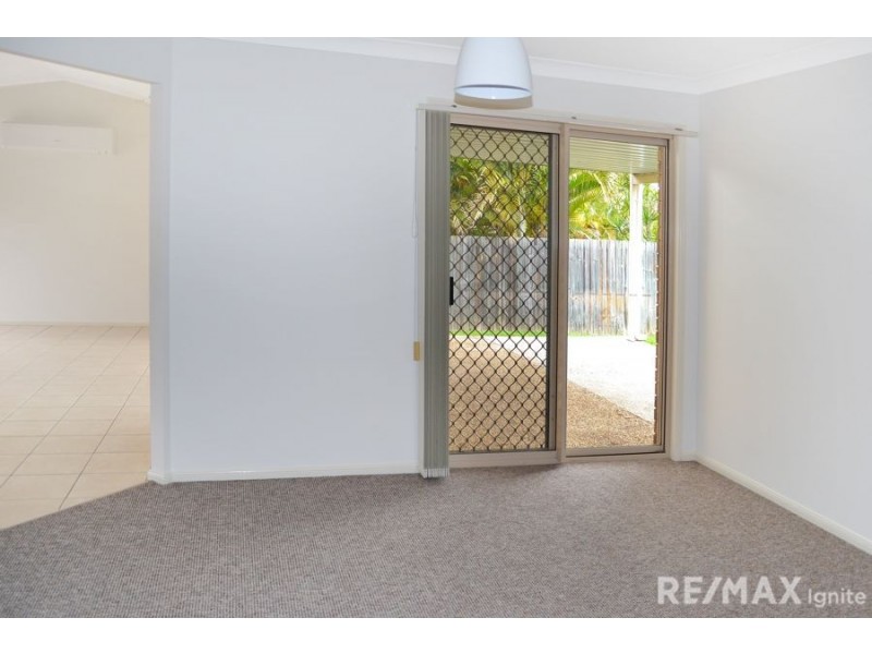 12 Curlew Place, Riverhills QLD 4074