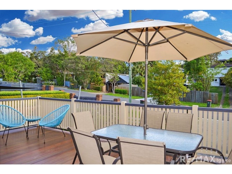 34 Argyle St, Seventeen Mile Rocks QLD 4073