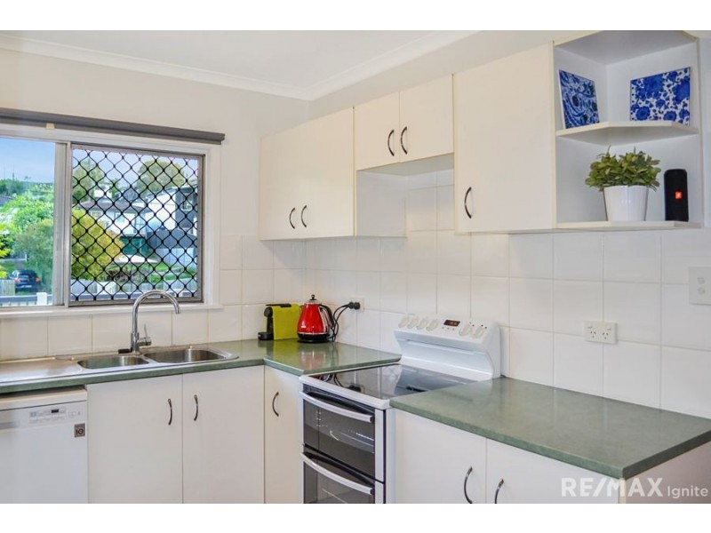 34 Argyle St, Seventeen Mile Rocks QLD 4073