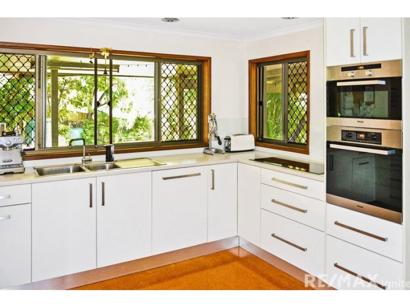 7 Wyara Close, Westlake QLD 4074