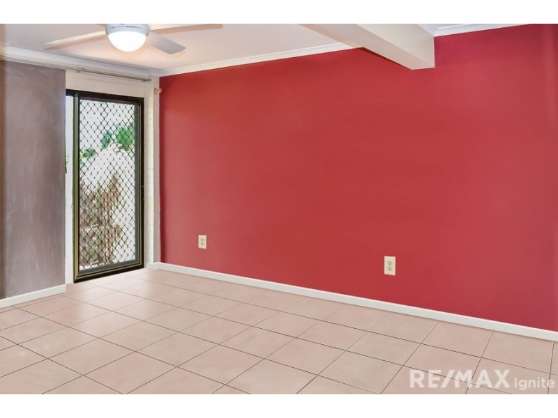 31 Loddon St, Riverhills QLD 4074