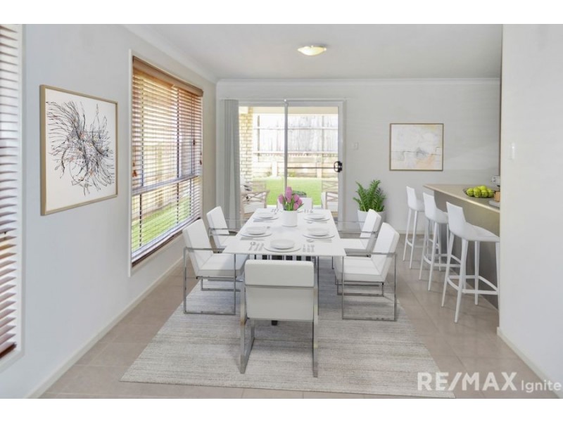 74 Valentine Circuit, Augustine Heights QLD 4300