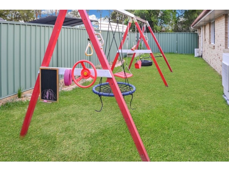 7 Burke Place, Forest Lake QLD 4078