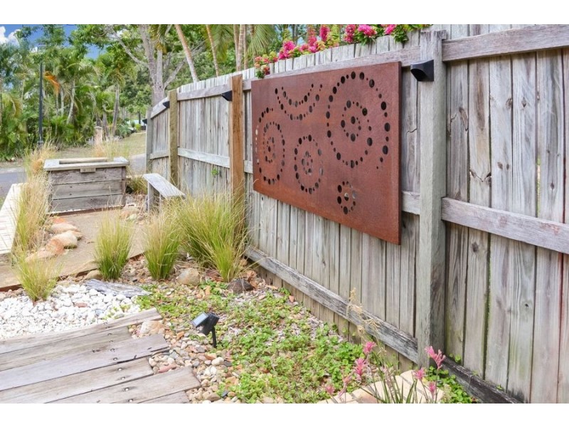 7 Burke Place, Forest Lake QLD 4078