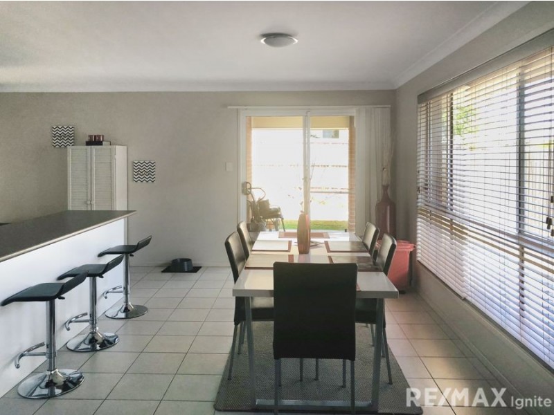 59 Valentine Circuit, Augustine Heights QLD 4300
