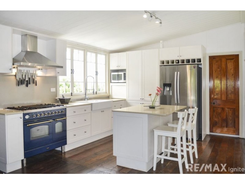 38 Cribb Street, Sadliers Crossing QLD 4305