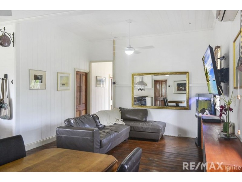 38 Cribb Street, Sadliers Crossing QLD 4305