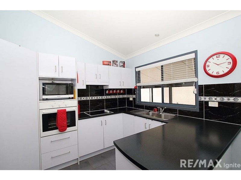 6 102A MOORES POCKET ROAD, Moores Pocket QLD 4305